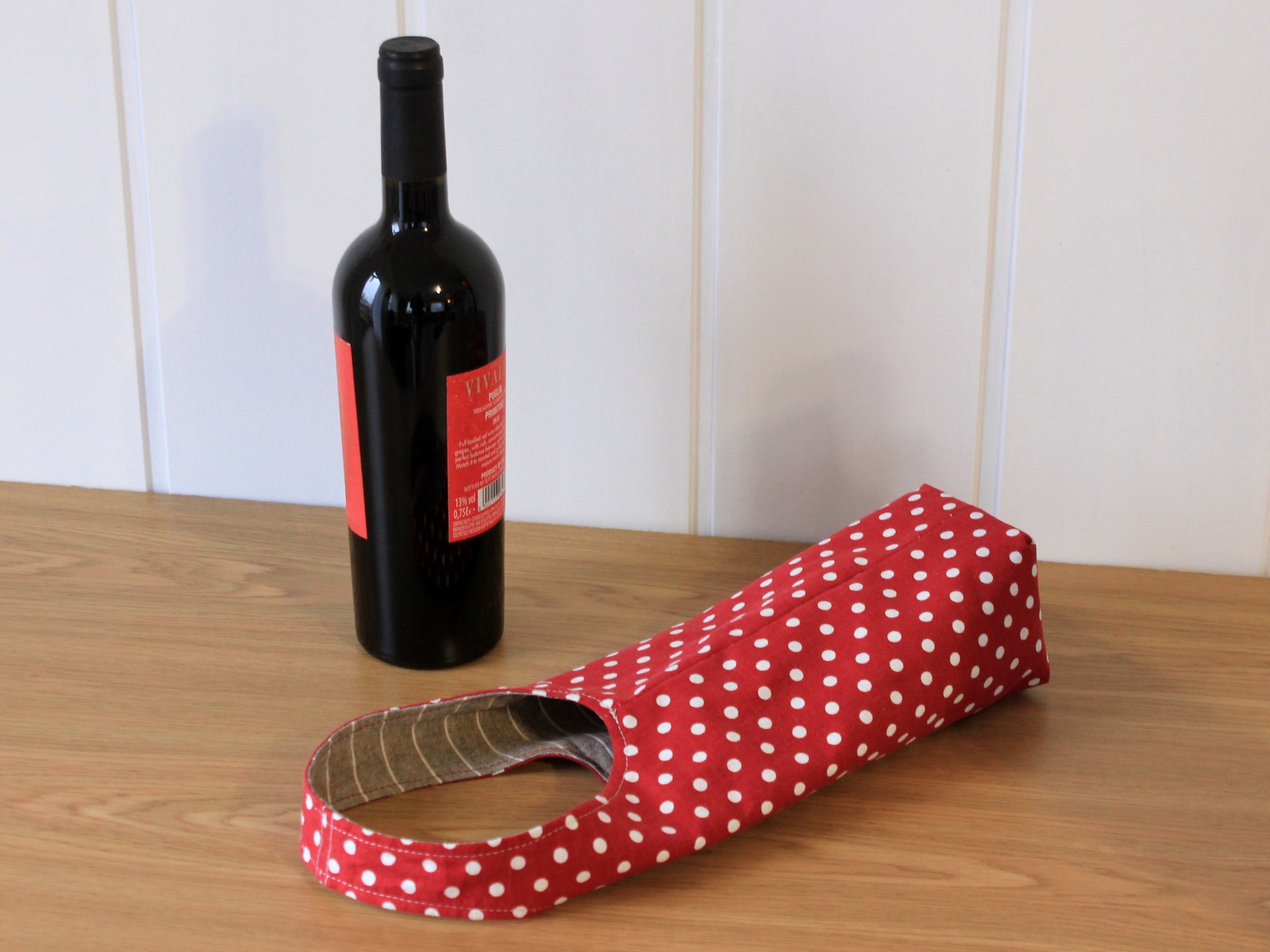 DIY bottle bag, sewing tutorial with templates by NatkoPatterns