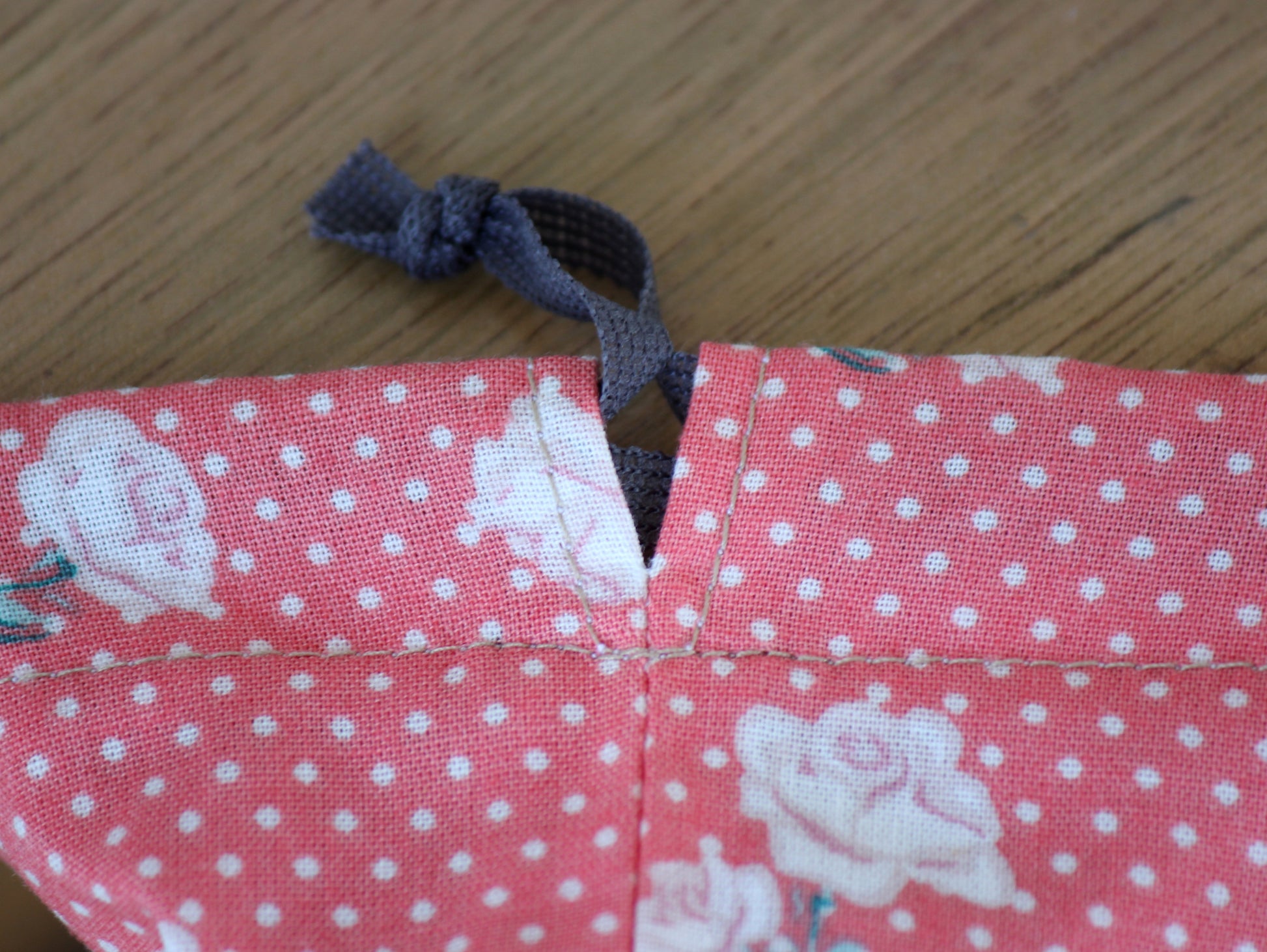 Close‑up of drawstring casing and decorative stitching – DIY sewing pattern