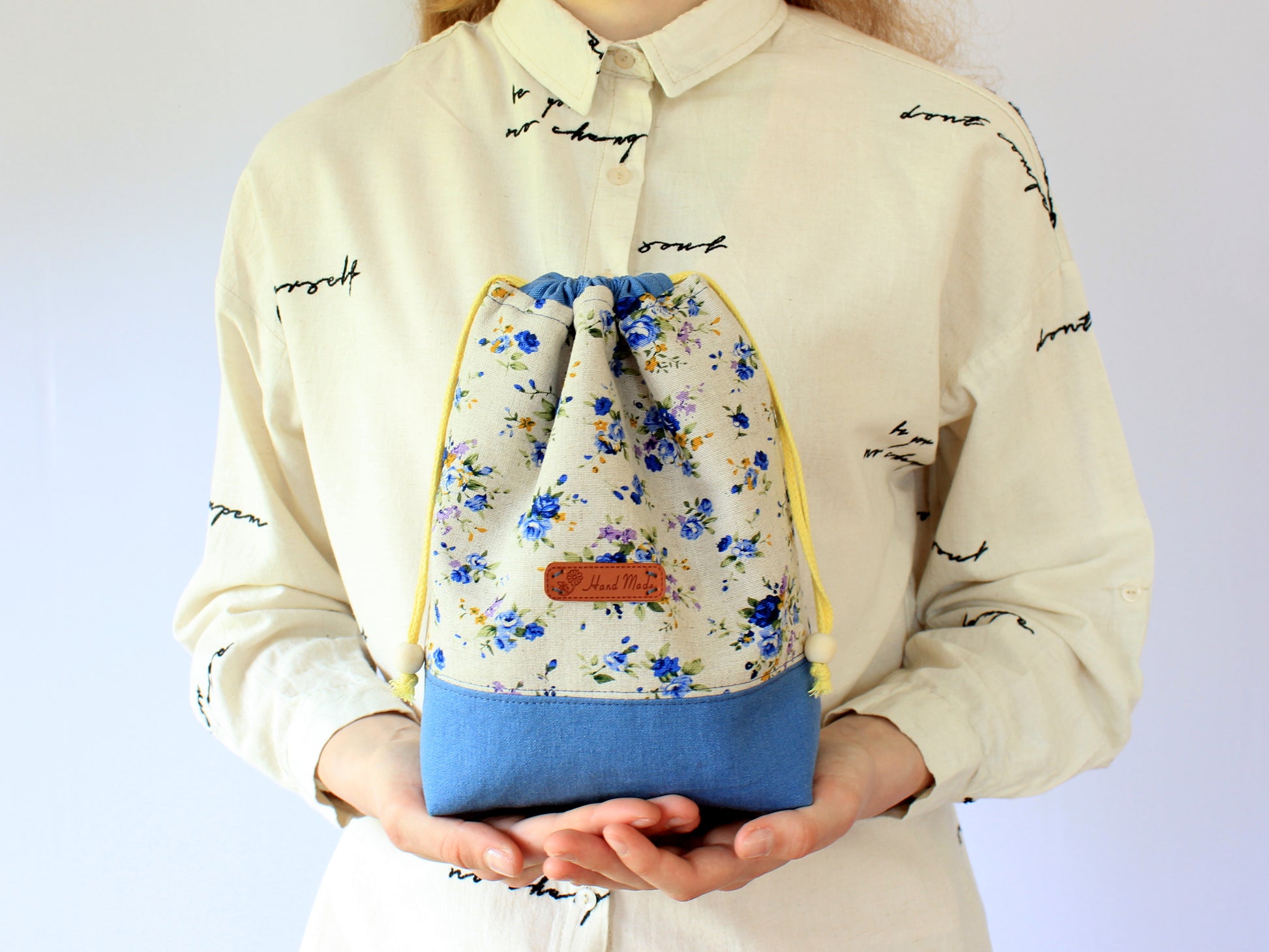 Small drawstring bag – one of three sizes included in the sewing pattern by NatkoPatterns