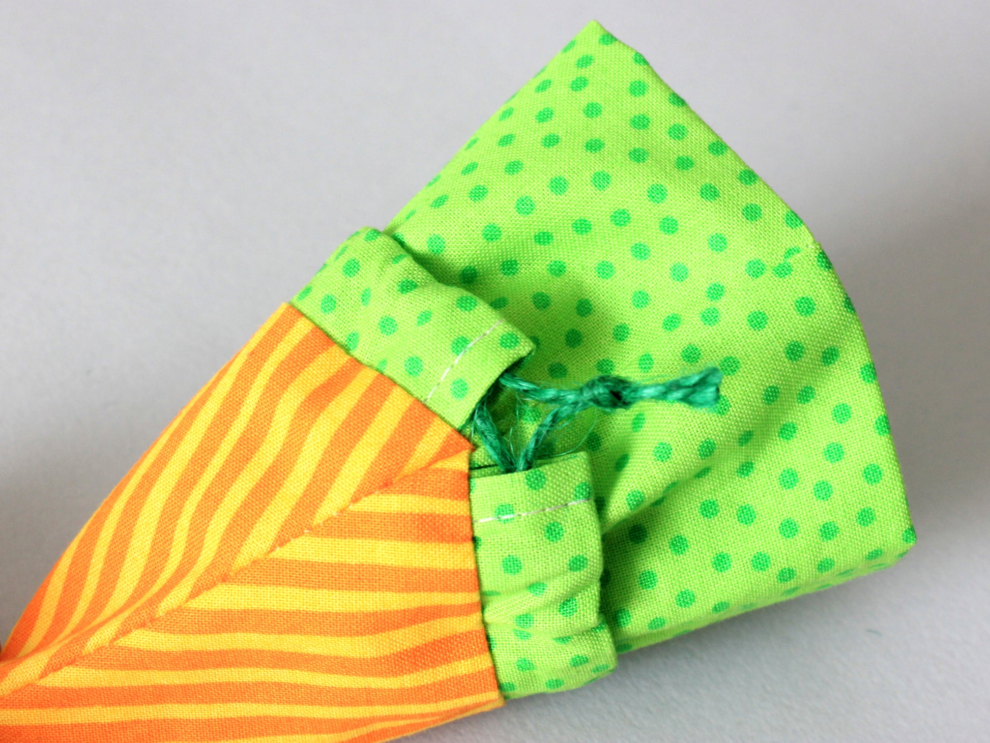 Close-up of Easter carrot bag– drawstring finish by NatkoPatterns