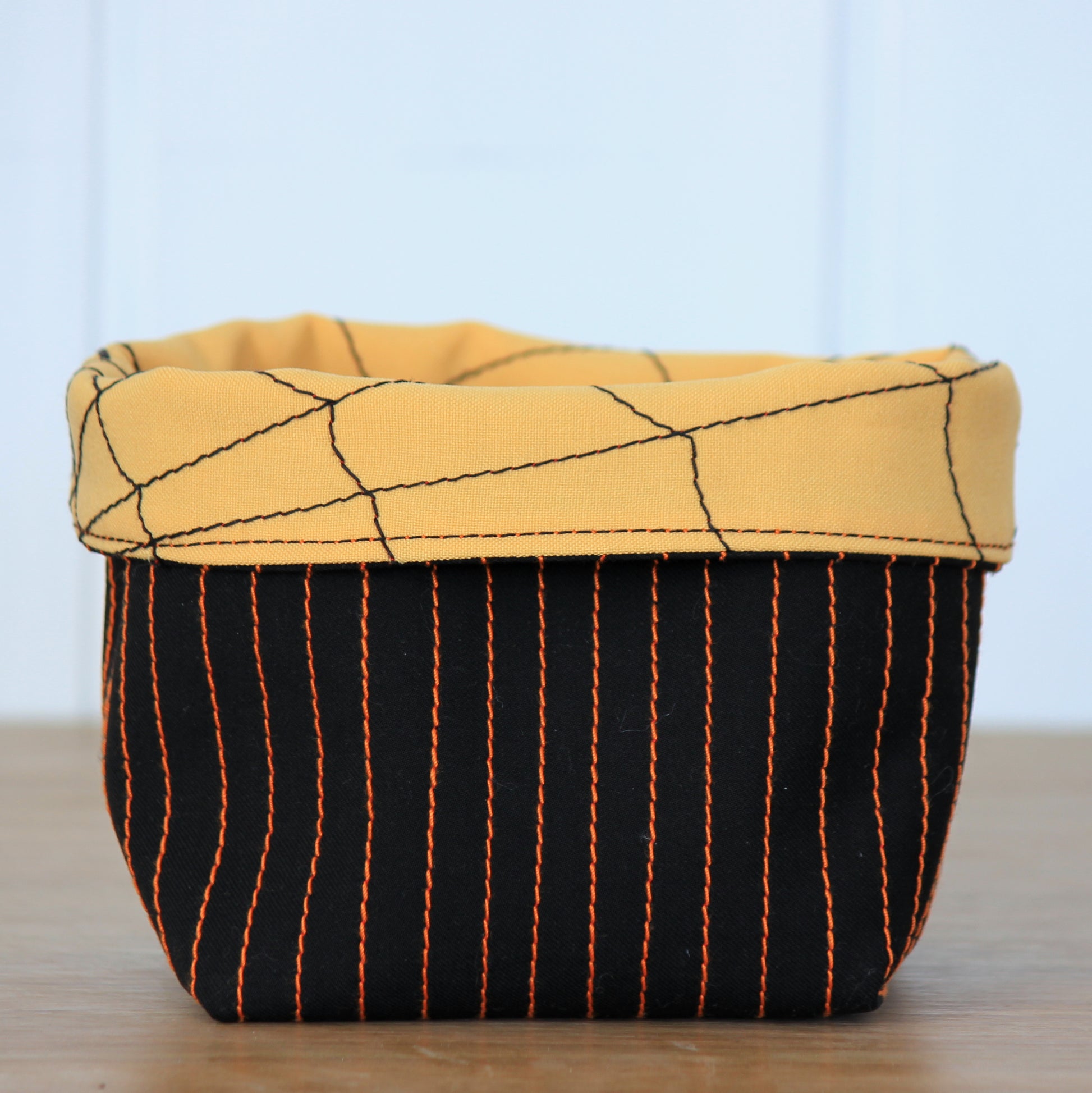Cozy fabric basket with spider web stitch for Halloween - sewing pattern with templates by NatkoPatterns