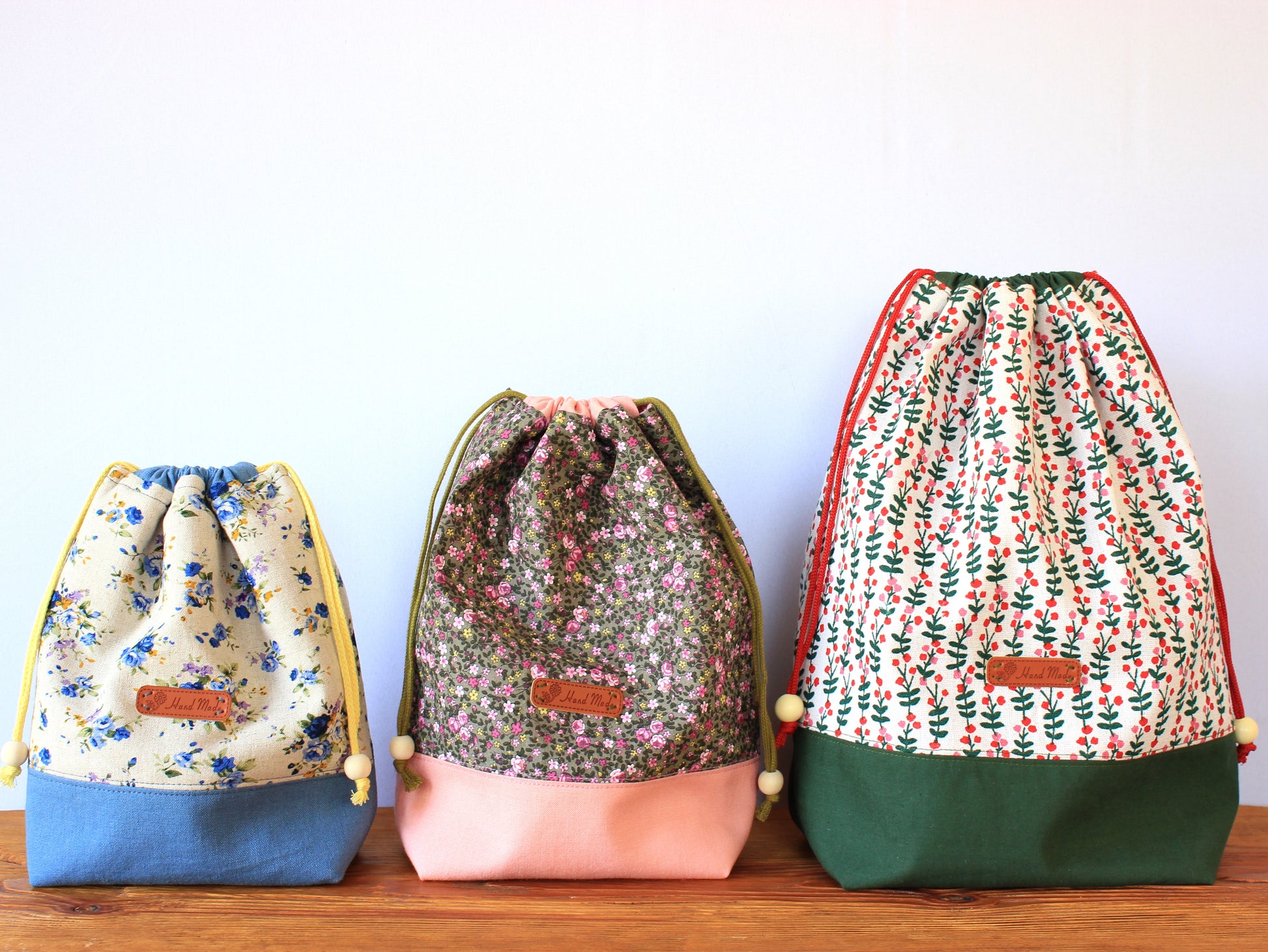 Set of 3 drawstring bag – easy sewing pattern by NatkoPatterns