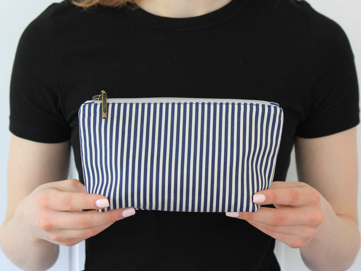 Medium size zipper pouch made from sewing pattern by NatkoPatterns