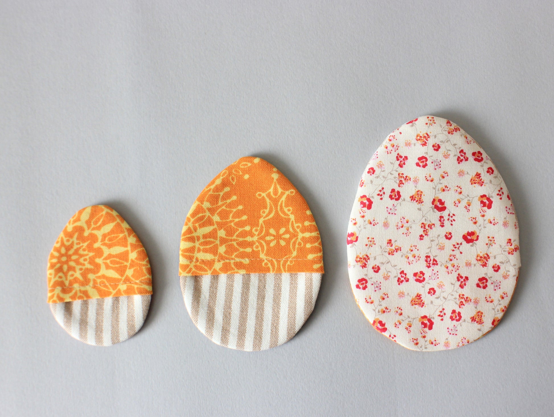 Cozy Easter home decor with these eggs made using a tutorial from NatkoPattern
