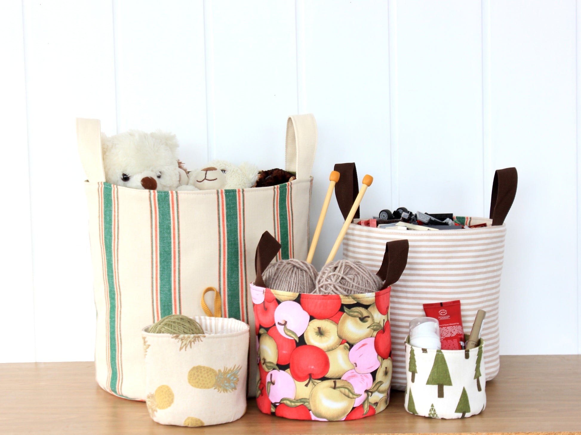 basket-set.jpg
Handmade round fabric storage baskets sewn using the NatkoPatterns sewing pattern for home organization