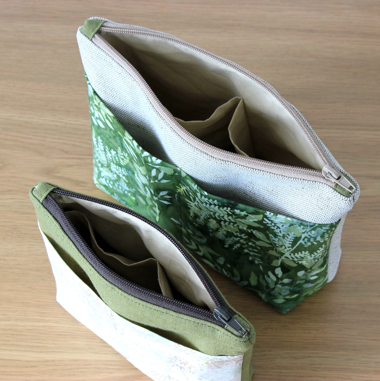 Small travel organizer pouch with 4 pockets sewing pattern for cosmetics toiletries and accessories