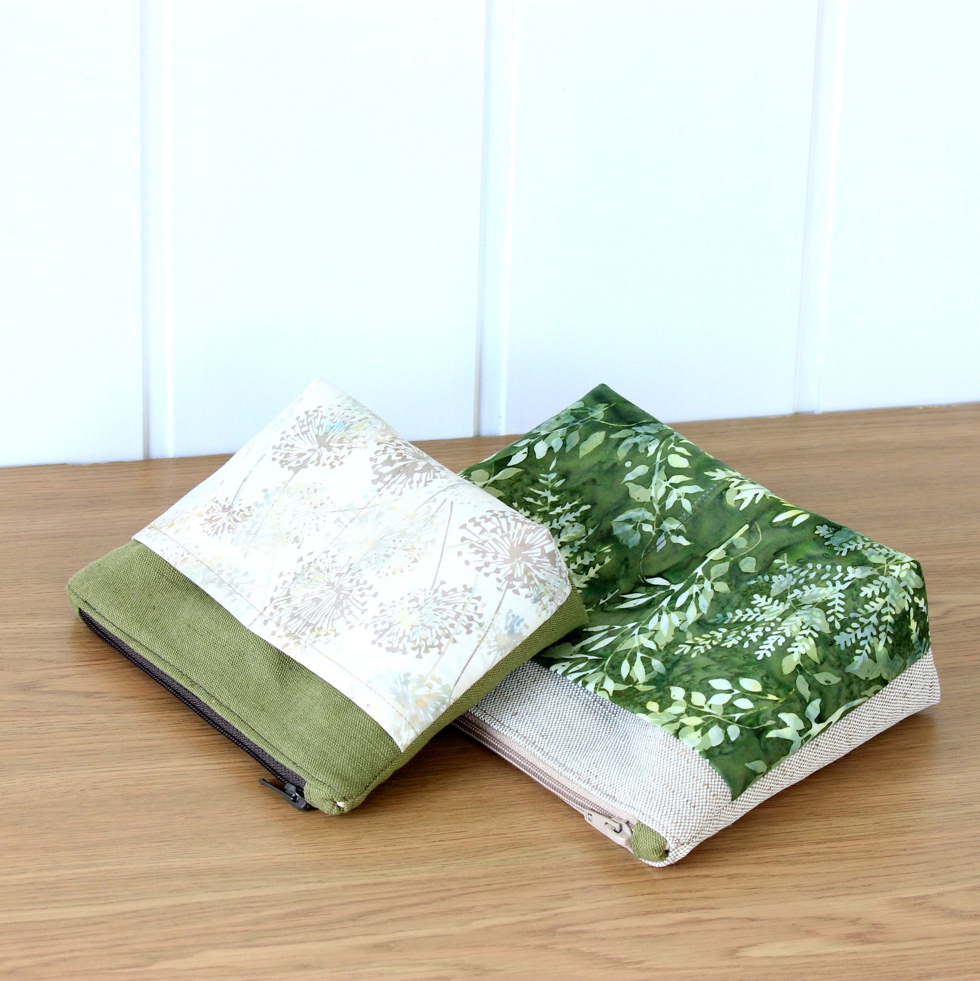 Zipper pouch sewing template with outside and inside pockets for everyday organization